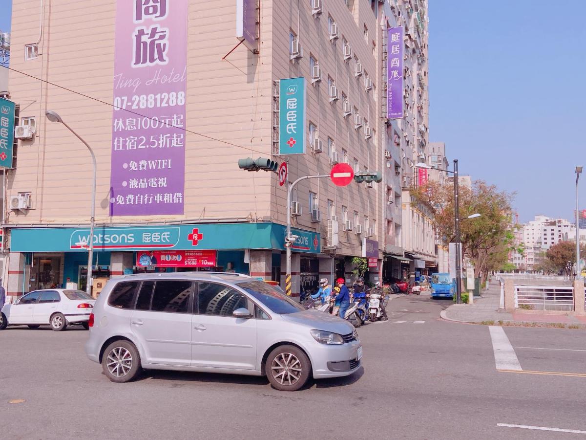 Ting B&B Hotel Kaohsiung Bagian luar foto